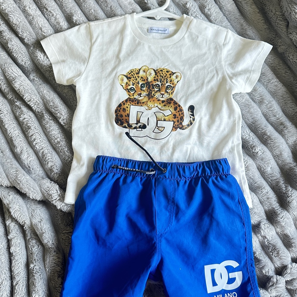 Dolce & Gabbana White Leopard Print T-Shirt
